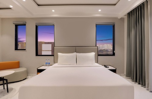 Sector 39 Hotel | The Hoften Sukh Vasa, Sector 51 & Golf Course Ext Road