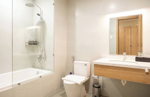 Tan Binh Hotel | The HUB Hotel