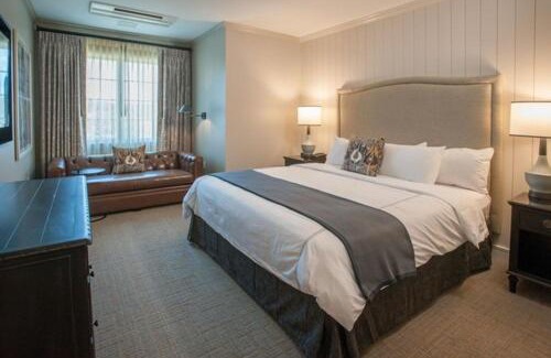 Clemson Hotel | The Inn at Patrick Square