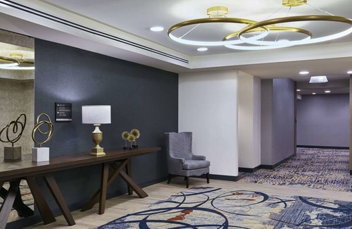 University City Hotel | The Inn at Penn, A Hilton Hotel