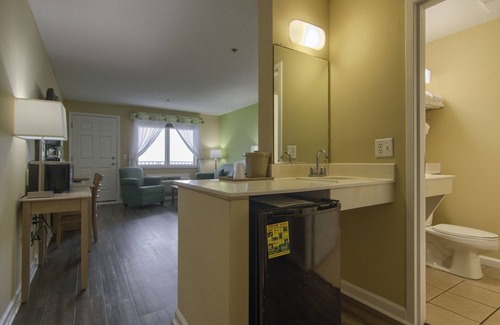 Ocean Isle Beach Hotel | The Islander Inn