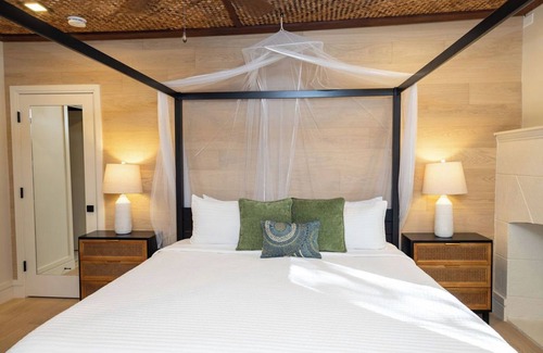 Historic Seaport House | The Key West Hotel