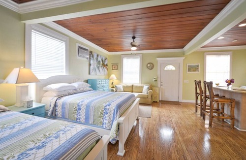 Stuart Hotel | THE KEY WEST SUITE AT OLD COLORADO INN