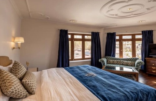 Leh Hotel | The Khawachan House