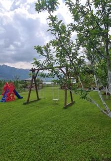 Plav House | The Lake Breeze Bay