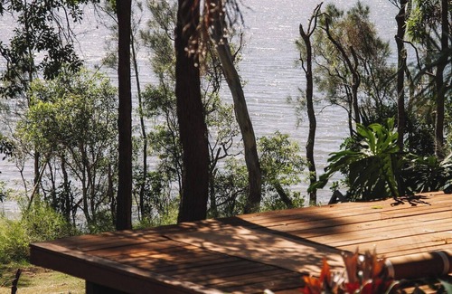 Wooloweyah House | The Lakehouse - absolute waterfront retreat