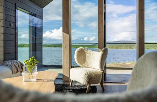 Akaslompolo Apartment | The Lakeview by Hilla Villas