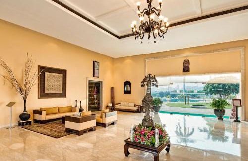 Khajuraho Hotel | The Lalit Temple View
