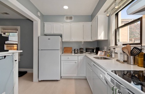Nauck House | ☆The Langley | Kid+Pet Friendly | Mins to DC☆
