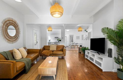 Budgewoi House | The Lazy Mimosa from beach days & bike rides to sunset drinks by the fire pit.