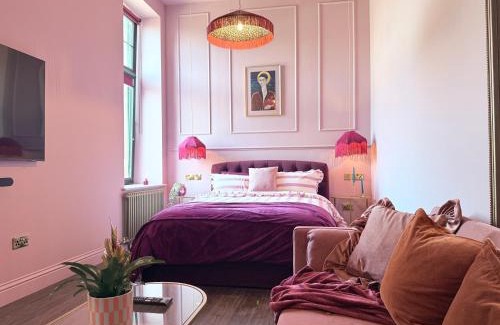 Troon Apartment | The Lillie at The Bank by Coorie Doon Stays