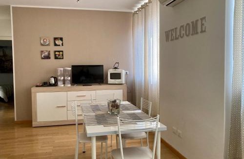 Stazione Apartment | The Little House in Bergamo