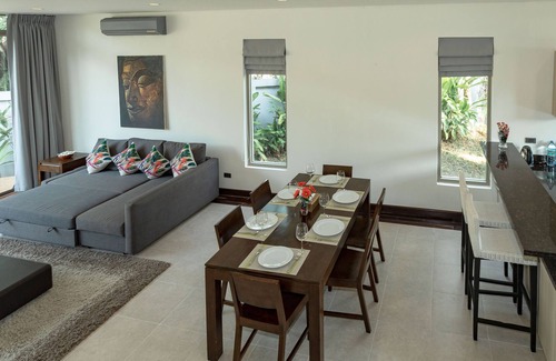 Si Sunthon Villa | The Local Phuket @ Phuket UBon