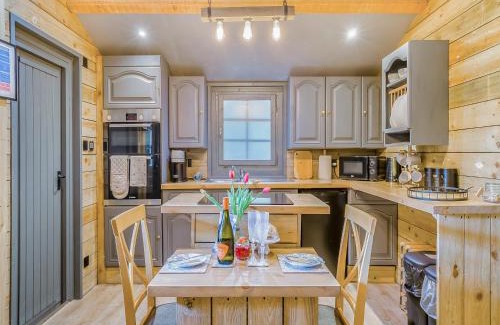 New Forest District House | The Lodge - Uk50409