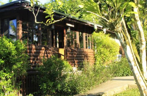 San Ignacio Resort | The Log Cab-Inn