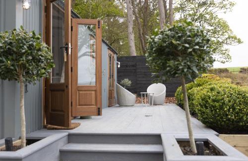 Otterburn Apartment | The Love Shack