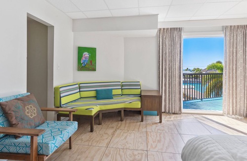St. Pete Beach Hotel | The Luce, St. Pete Beach, a Tribute Portfolio Hotel