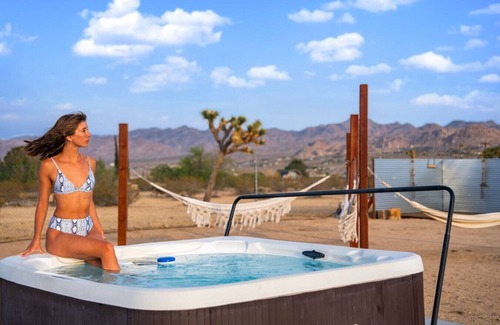 Joshua Tree House | The Magic Hour Home ⟫ Privte ⟫ spa ⟫ pool ⟫ Games.