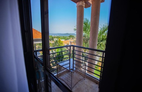 Kampala House | The Maisonette