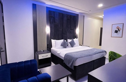 Maitama Hotel | The Mayrock