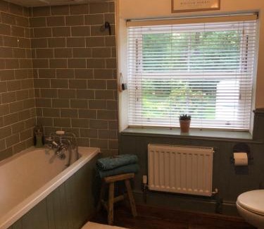 Llandeilo Apartment | The Mews, Talley