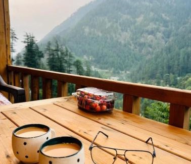 Banjar House | The Midhimalayan Jibhi