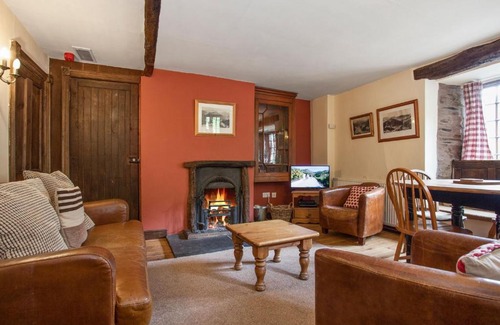 Coniston House | The Mountain Cottages - Pelton Wheel