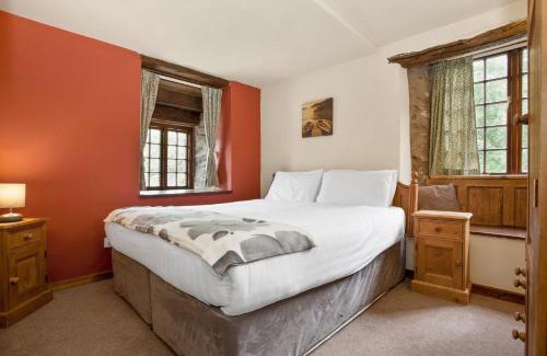 Coniston House | The Mountain Cottages - Pelton Wheel