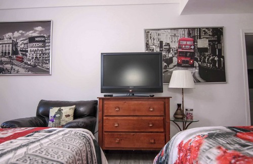 Bracebridge Apartment | The Notting Hill Room | The Jypsy Inn
