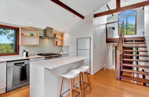 Byron Bay Apartment | The Oasis Apartments and Treetop Houses