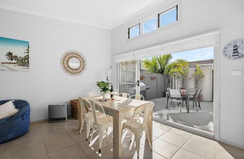 Huskisson House | The Oasis of Calm by Experience Jervis Bay