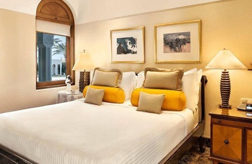 Village Road Hotel | The Oberoi Beach Resort, Sahl Hasheesh
