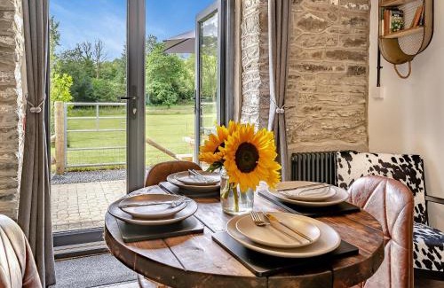 Cribyn House | The Old Cowsheds 3 - Mynach - Uk49788