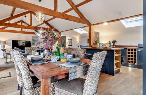 Irstead House | The Old Forge - Swanton Abbott