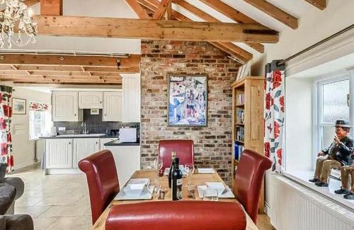 Burgh le Marsh House | The Old Foundry Holiday Cottage