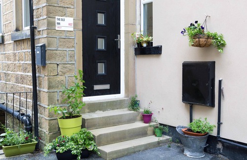 Ainley Top Apartment | The Old Inn