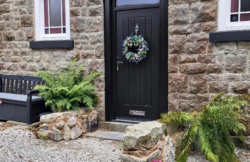 Pentre Halkyn House | The Old Nant-y-Fflint Chapel