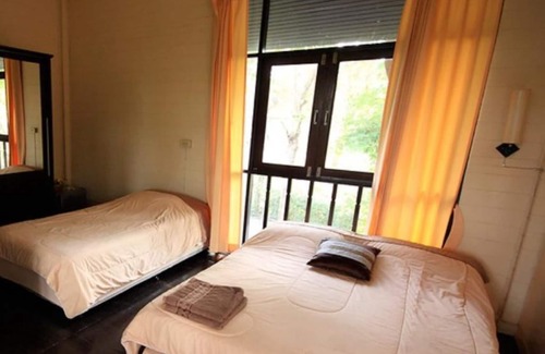 Lumphli Hotel | The Old Palace Resort