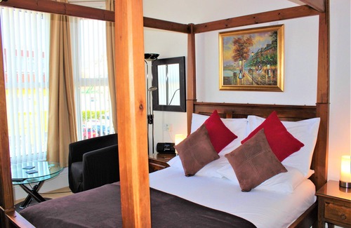Paignton Bed & Breakfast | The P&M Paignton RESIDENCE
