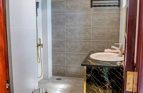 Phan Thiet Hotel | The Palms Hotel Phan Thiet