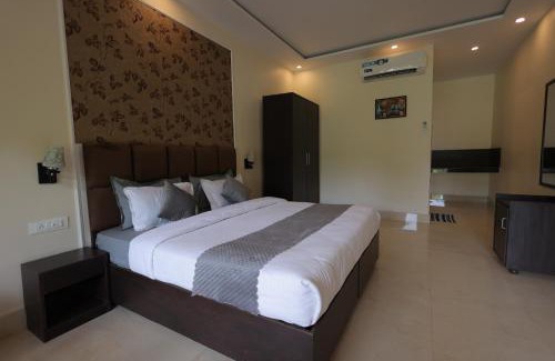 Mayapur Resort | The Palms Resort By Crystona Hotels & Resorts