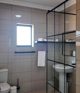Mahikeng House | The Pebbles