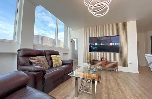 Theatreland Birmingham Apartment | The Penthouse Of Opulence