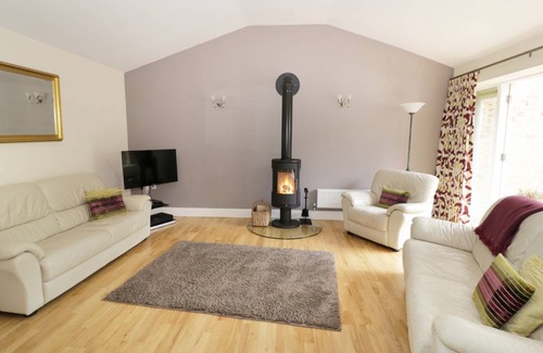 Droitwich Cottage | The Perry Shed