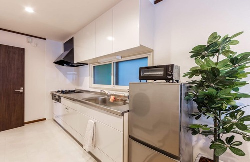 Shiroishi House | The Phoenix