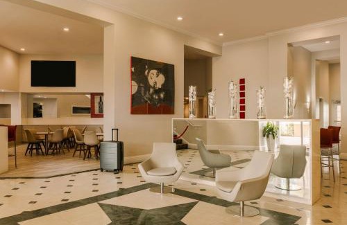 Florida Center Apartment | The Point Universal by Edge near Epic