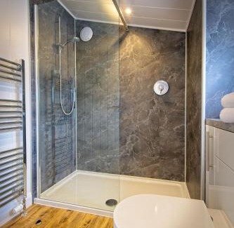 Castle Douglas Apartment | The Pond Lodges Barstobrick