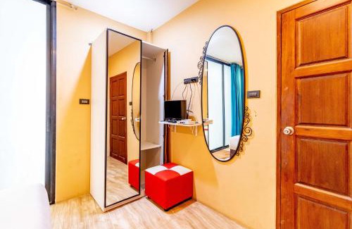 Ramkhamhaeng Hotel | The Pool Resort