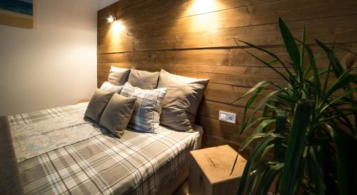 Sunny Beach Apartment | The Poolhouse
