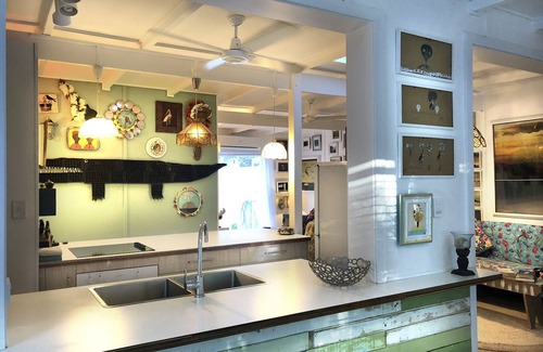 Port Douglas House | The Port Douglas Artists' Nook